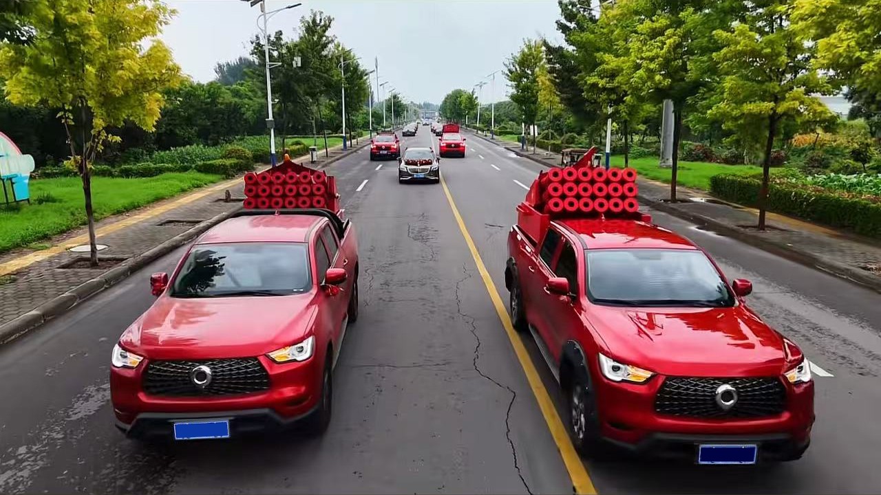 车载礼炮作业实景图