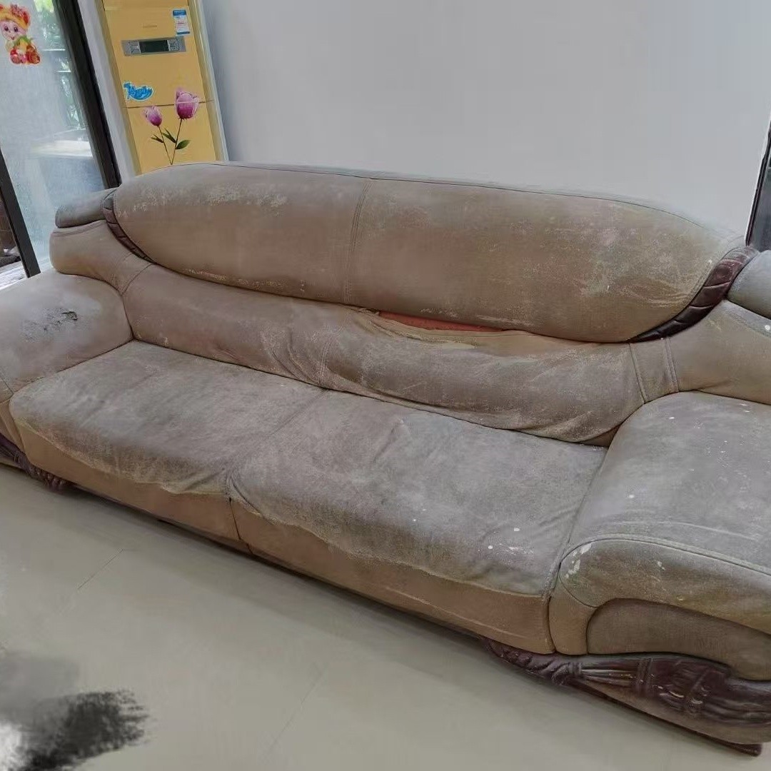 沙发翻新现场作业