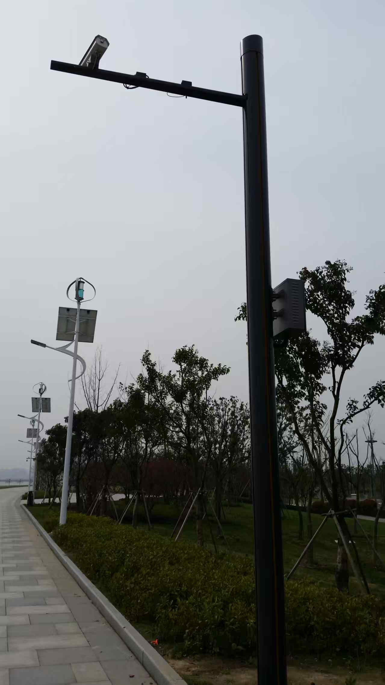镀锌监控立杆