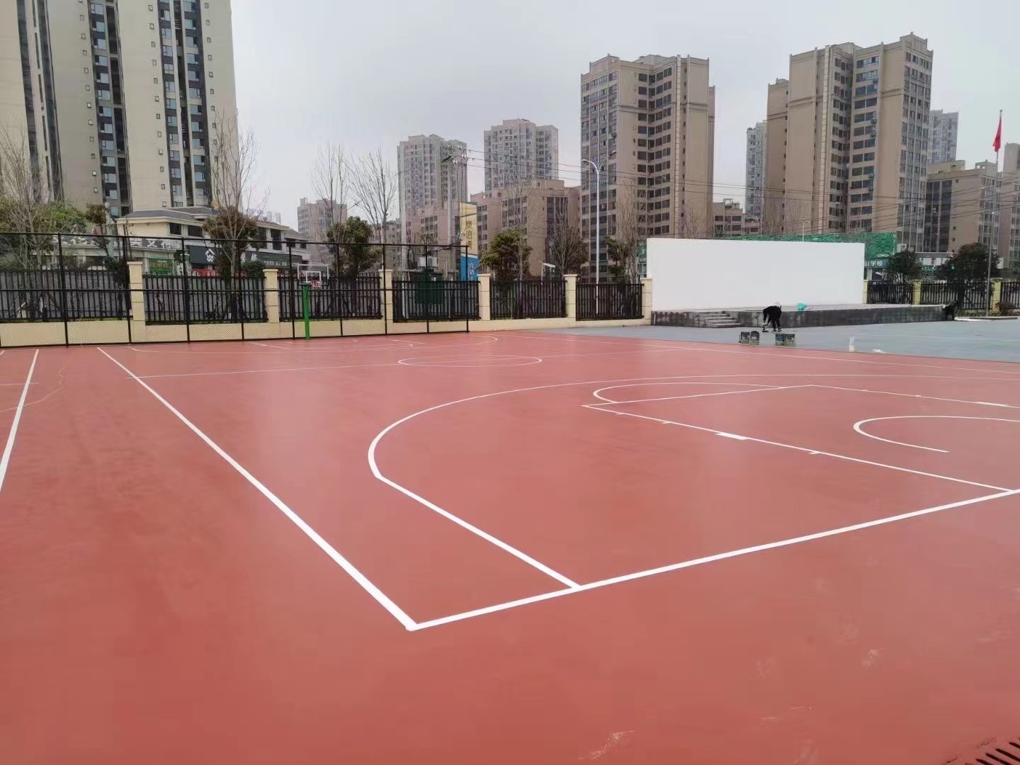 硅PU羽毛球场结构示意图