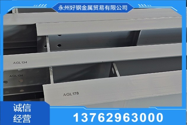 工业钣金生产车间实景图