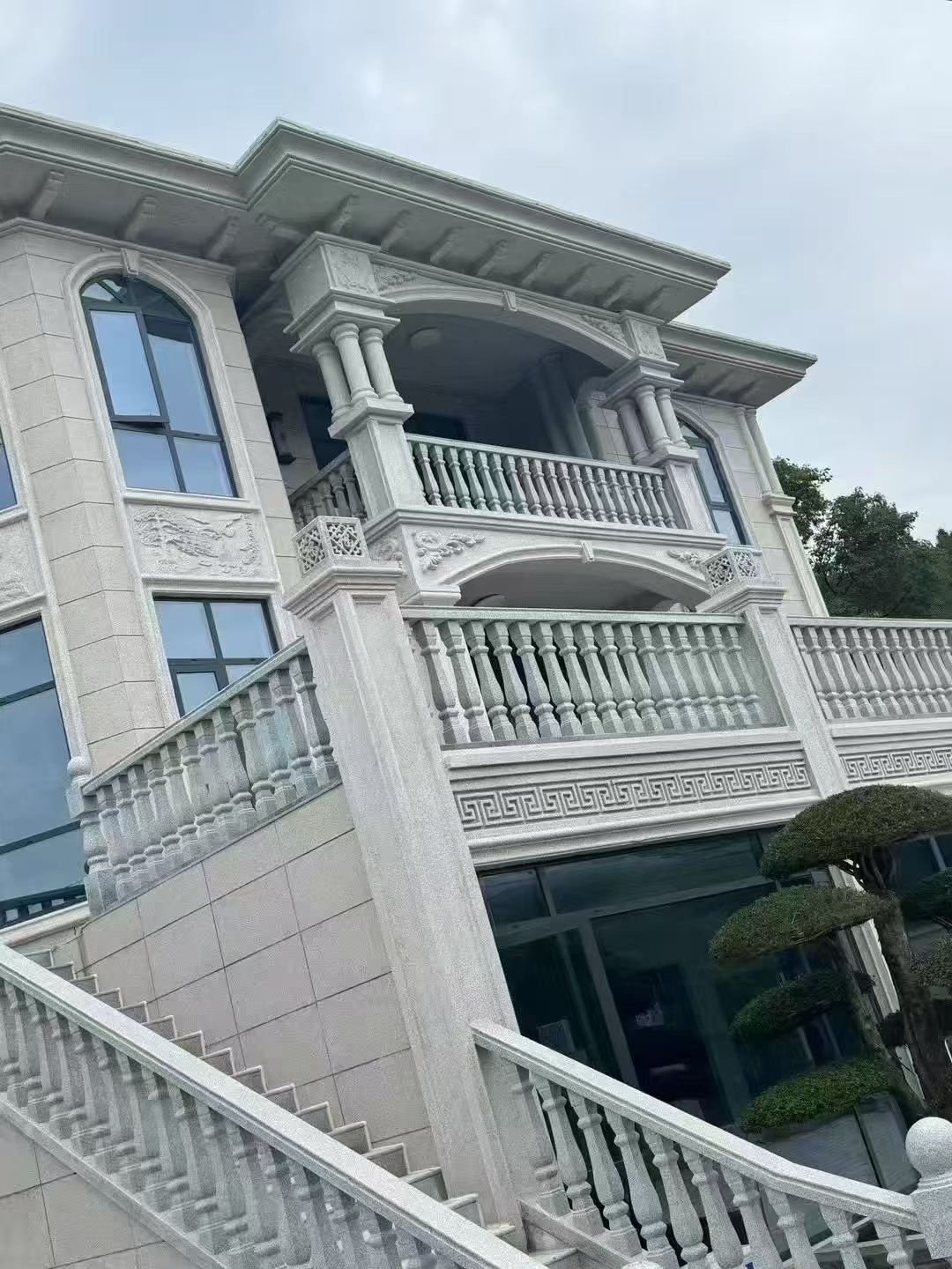 挡车石球加工实景