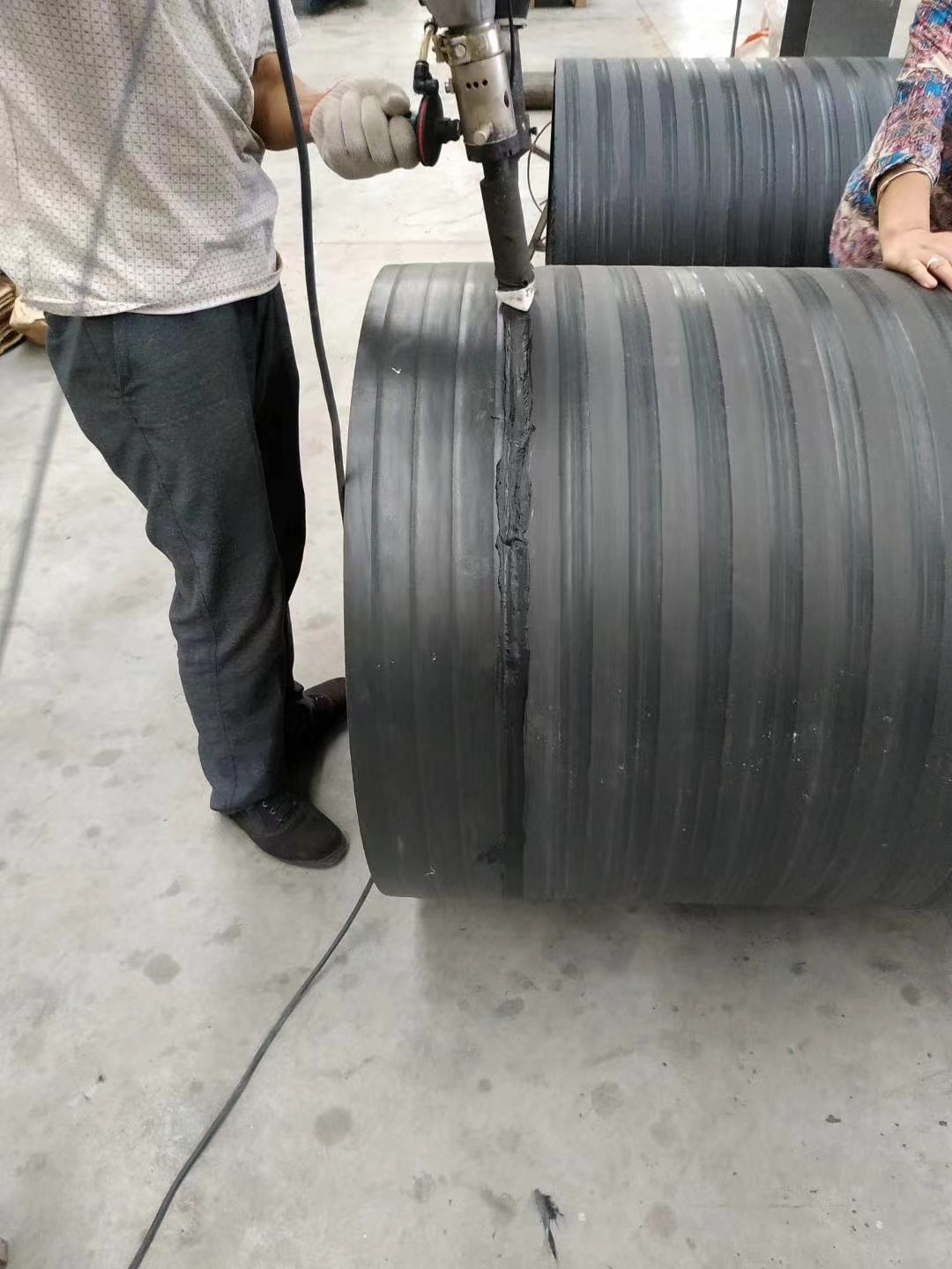 自贡MPP实壁管材