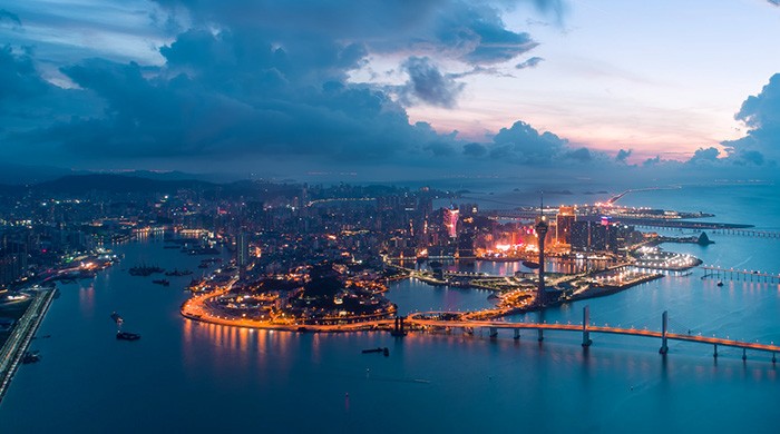 想玩港珠澳大桥车游船游特惠价？认准珠海票务网小程序