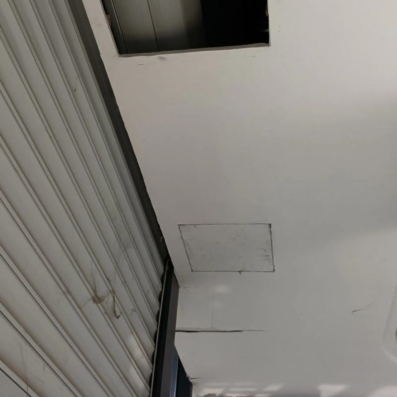 车库卷闸门安装实景