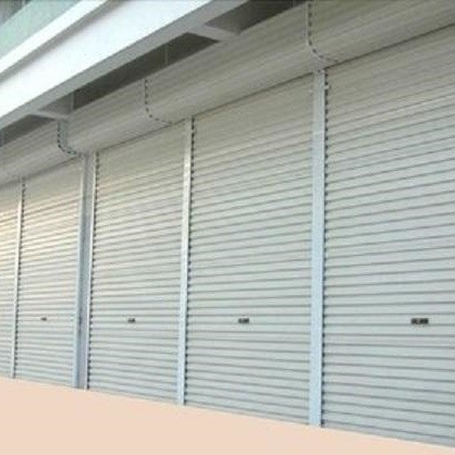 专业卷帘门安装施工现场