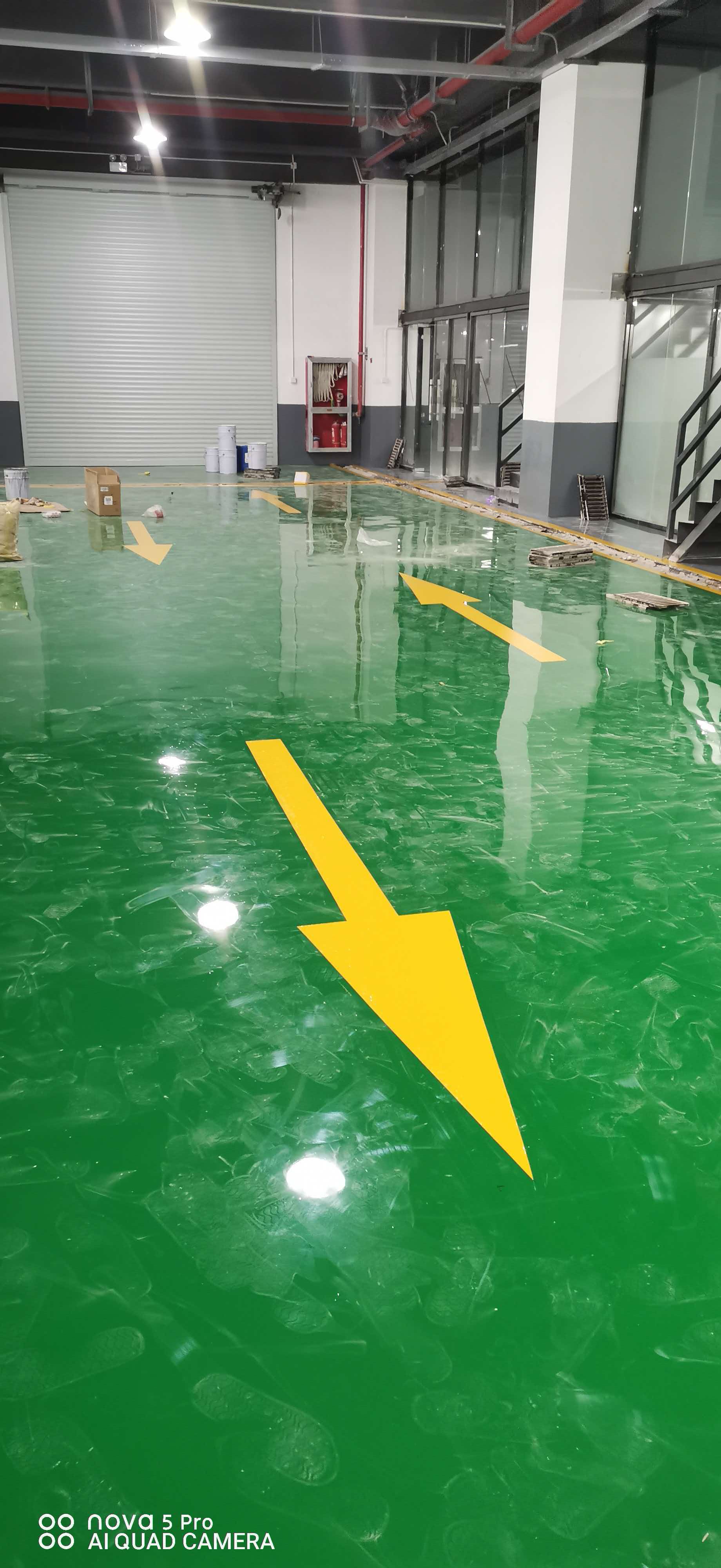 水性环氧地坪施工现场