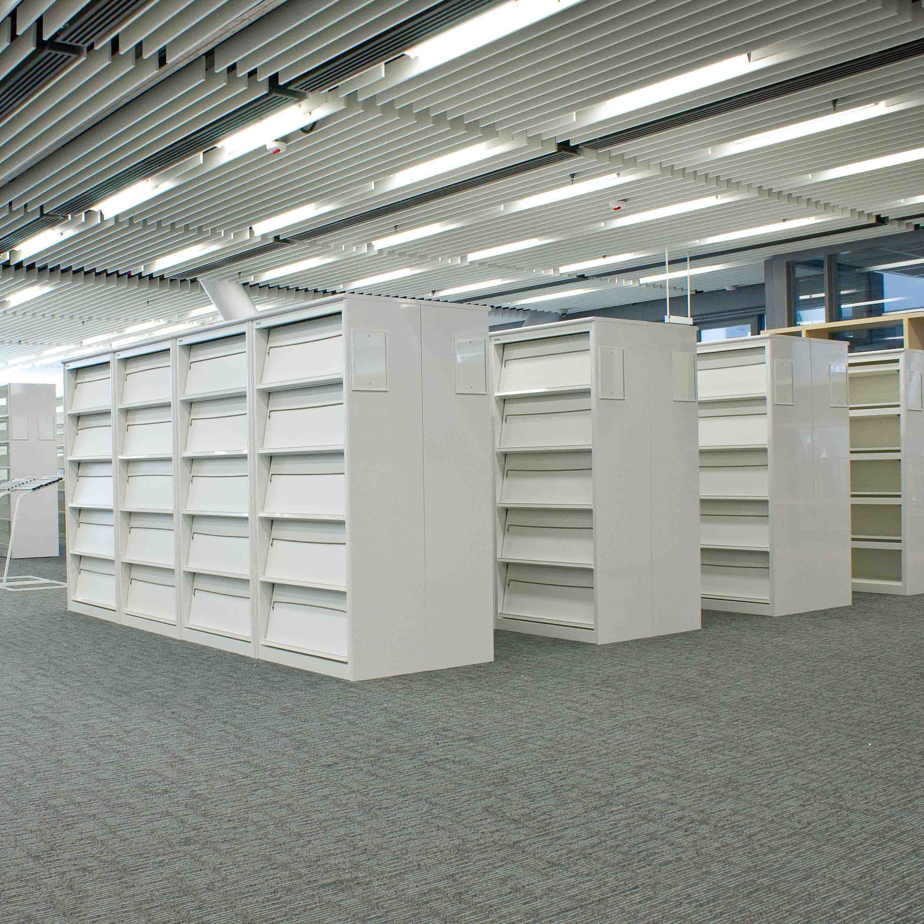 钢制办公家具与机房设备展示