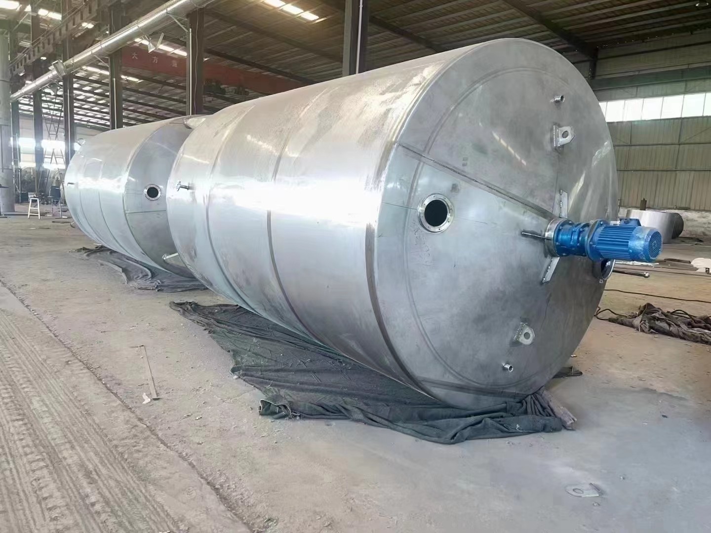pressure-tank-detail.jpg
