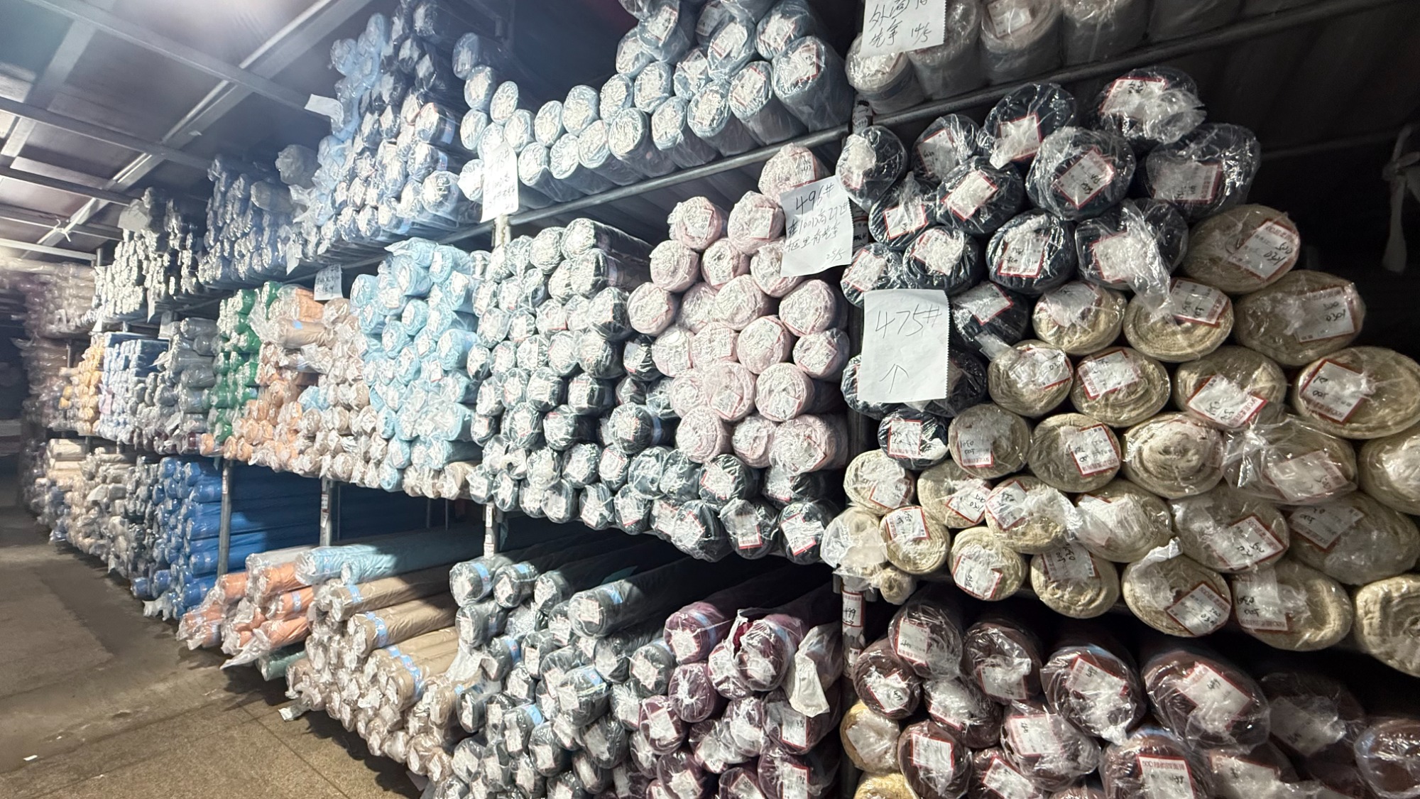 350T春亚纺面料细节展示