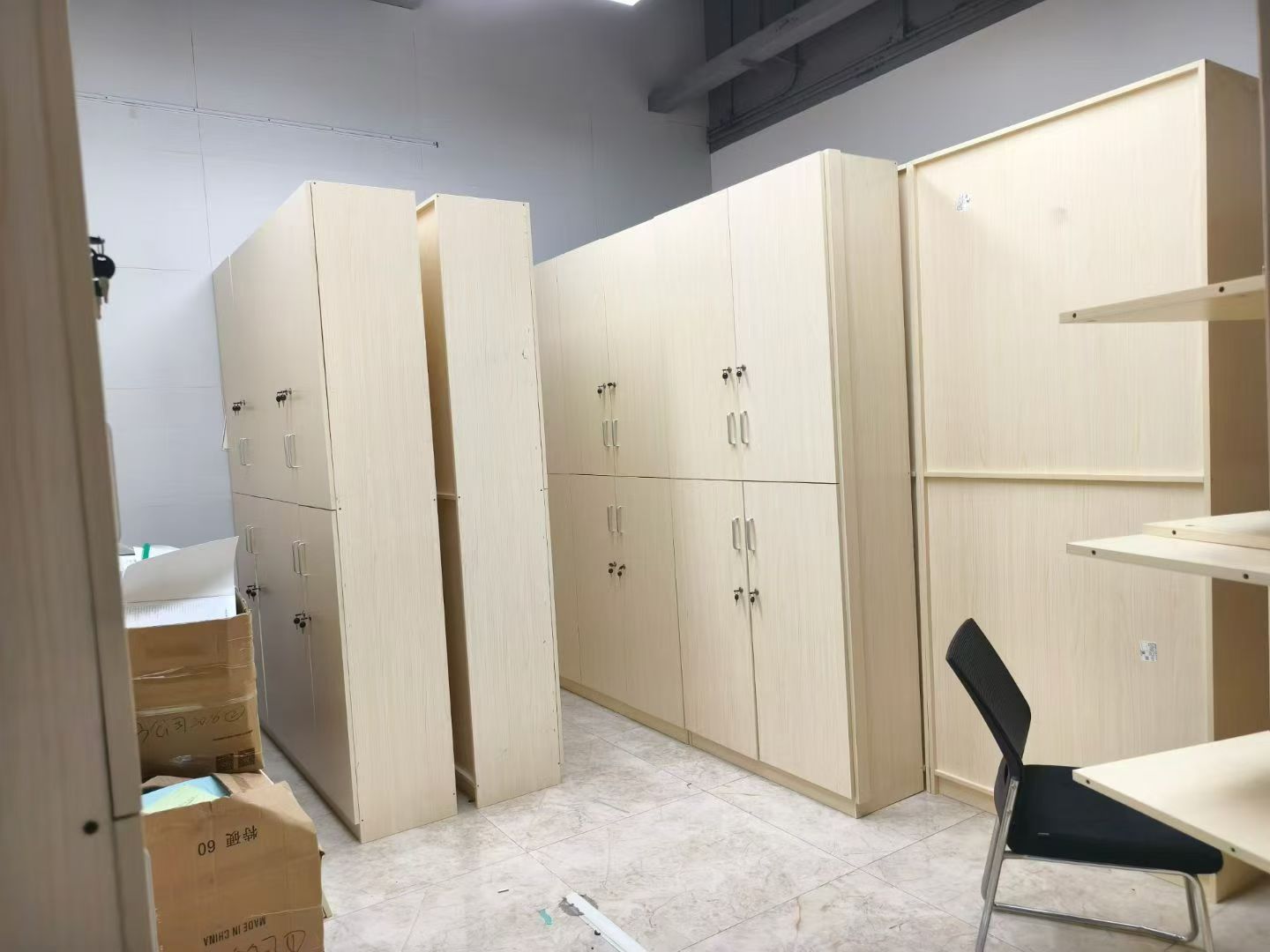 设备搬运现场作业示意