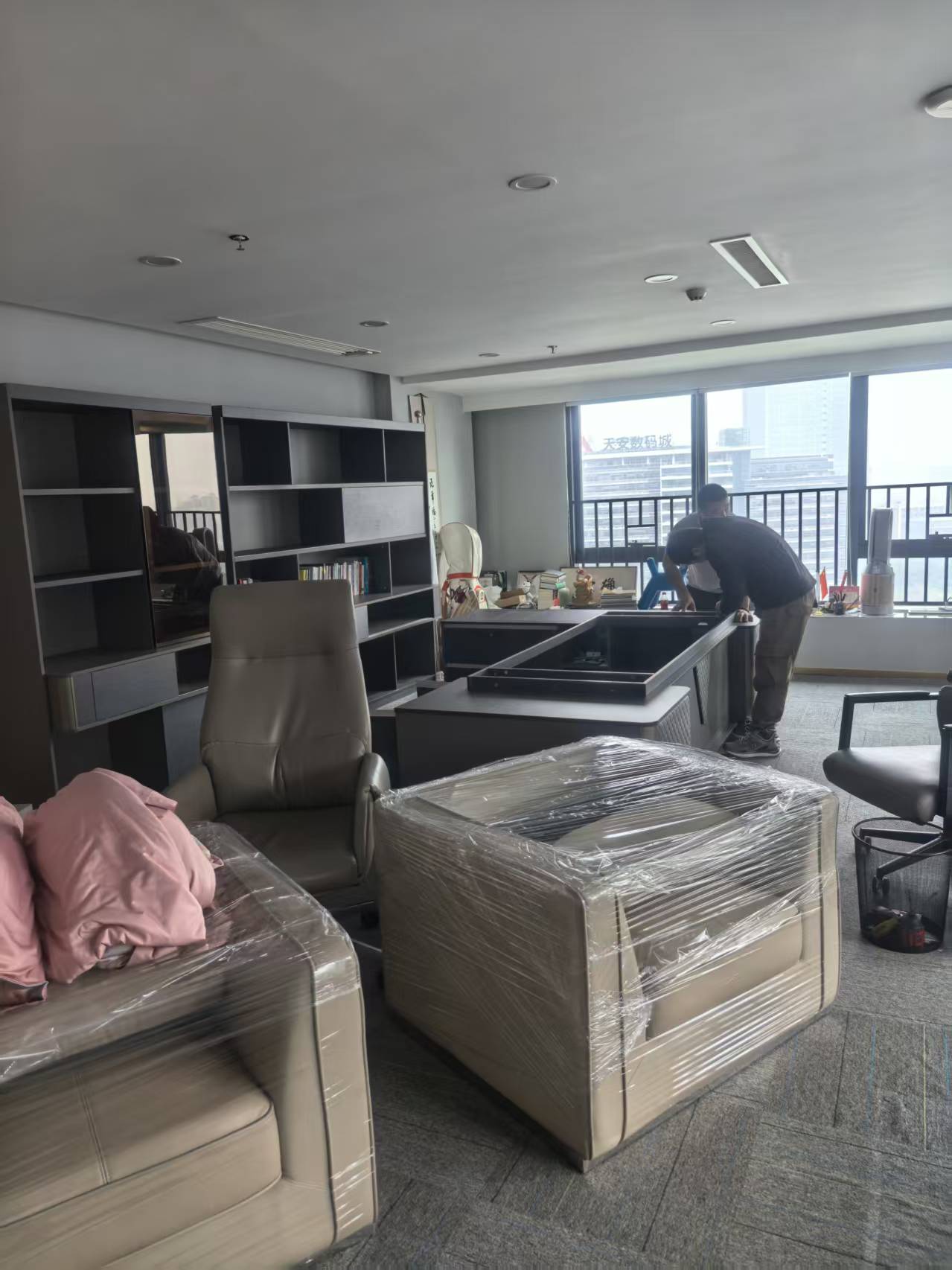 专业搬运团队标准化作业场景