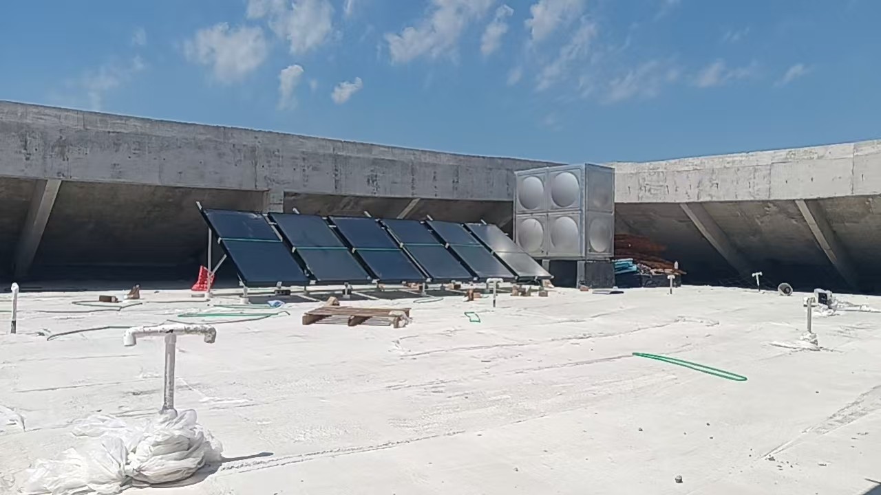 商用中央热水系统集成展示