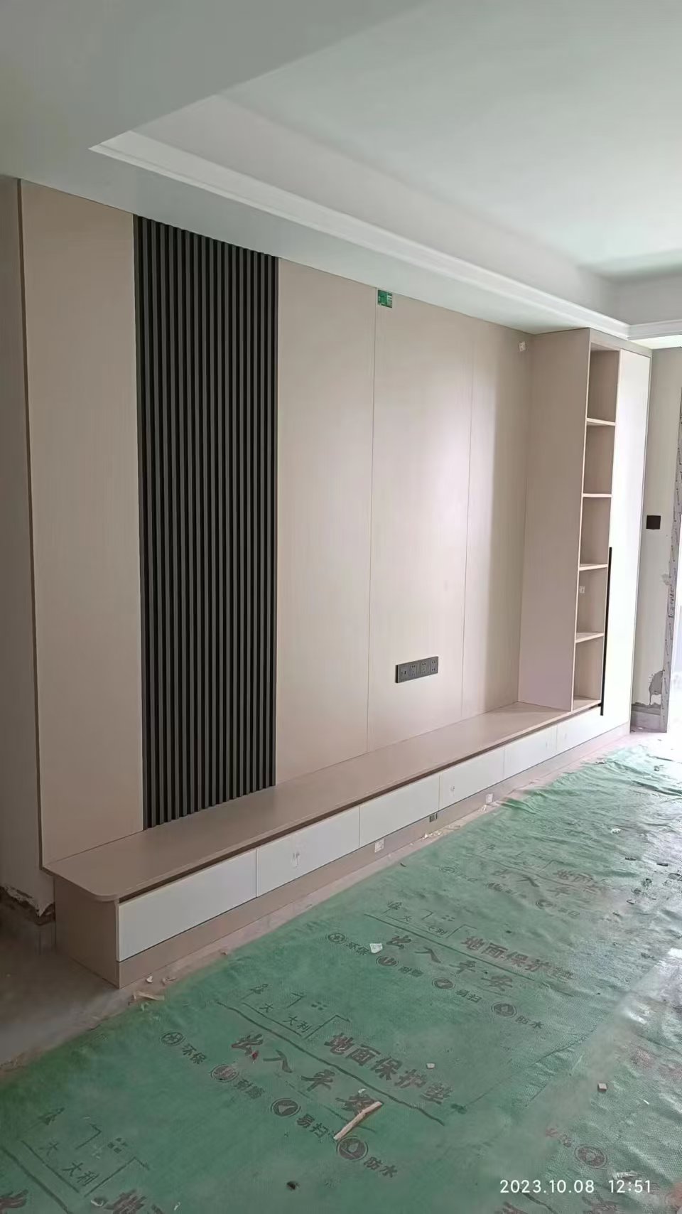 酒柜定制实景