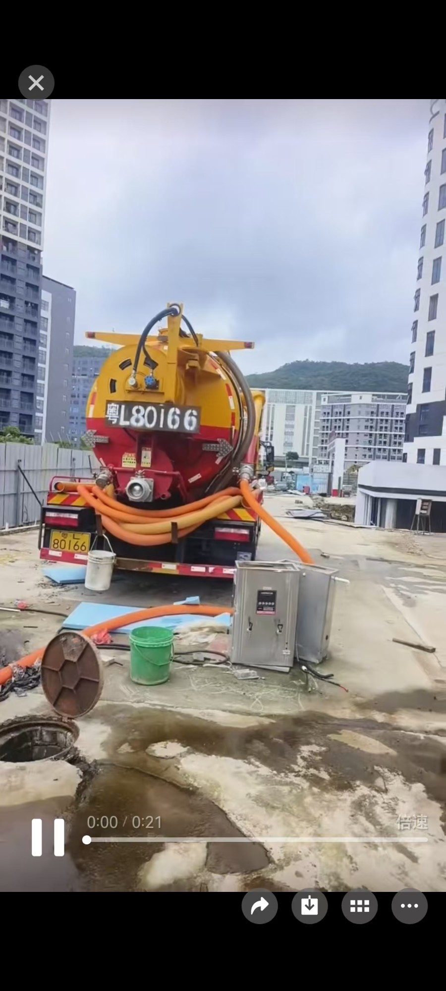 吸污车密闭运输废渣