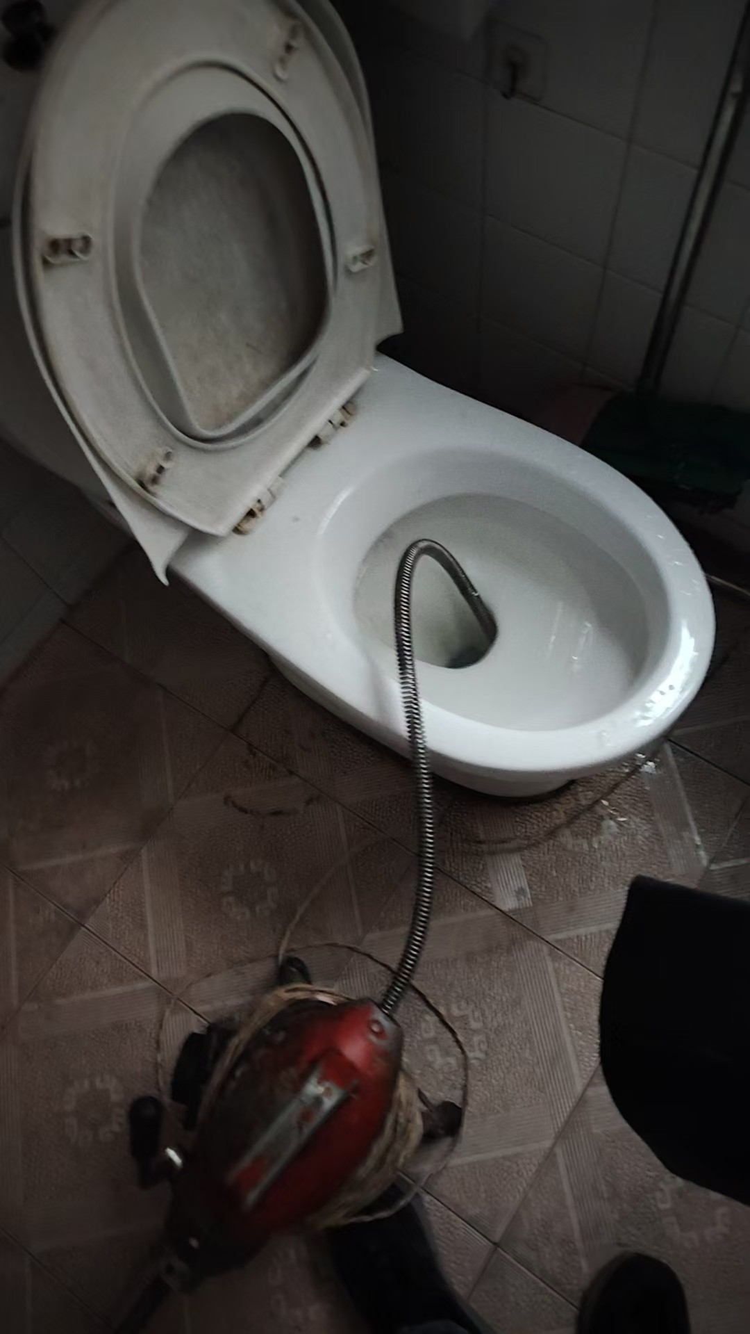 标准化施工设备与规范作业流程