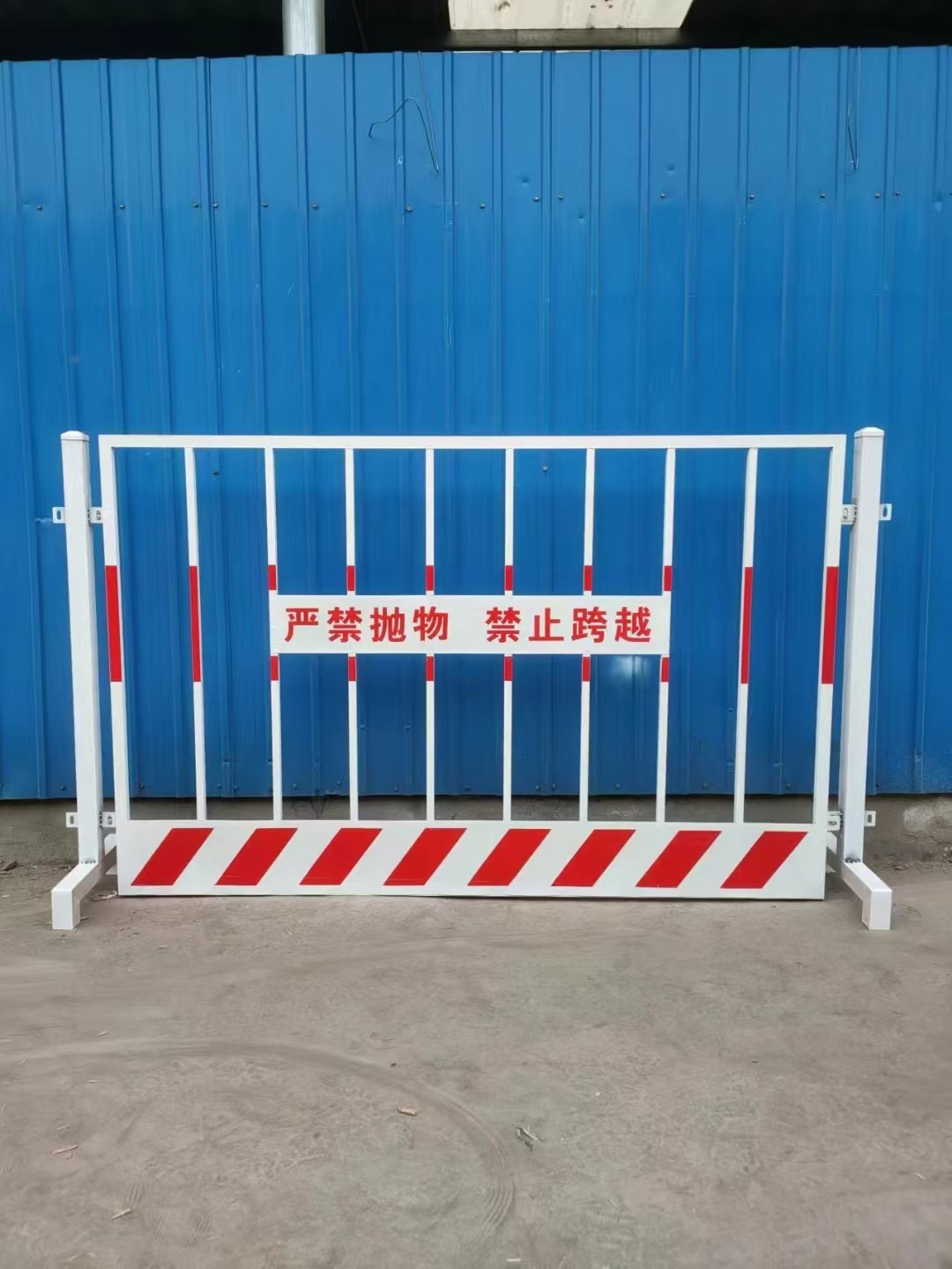 护栏网项目交付装车