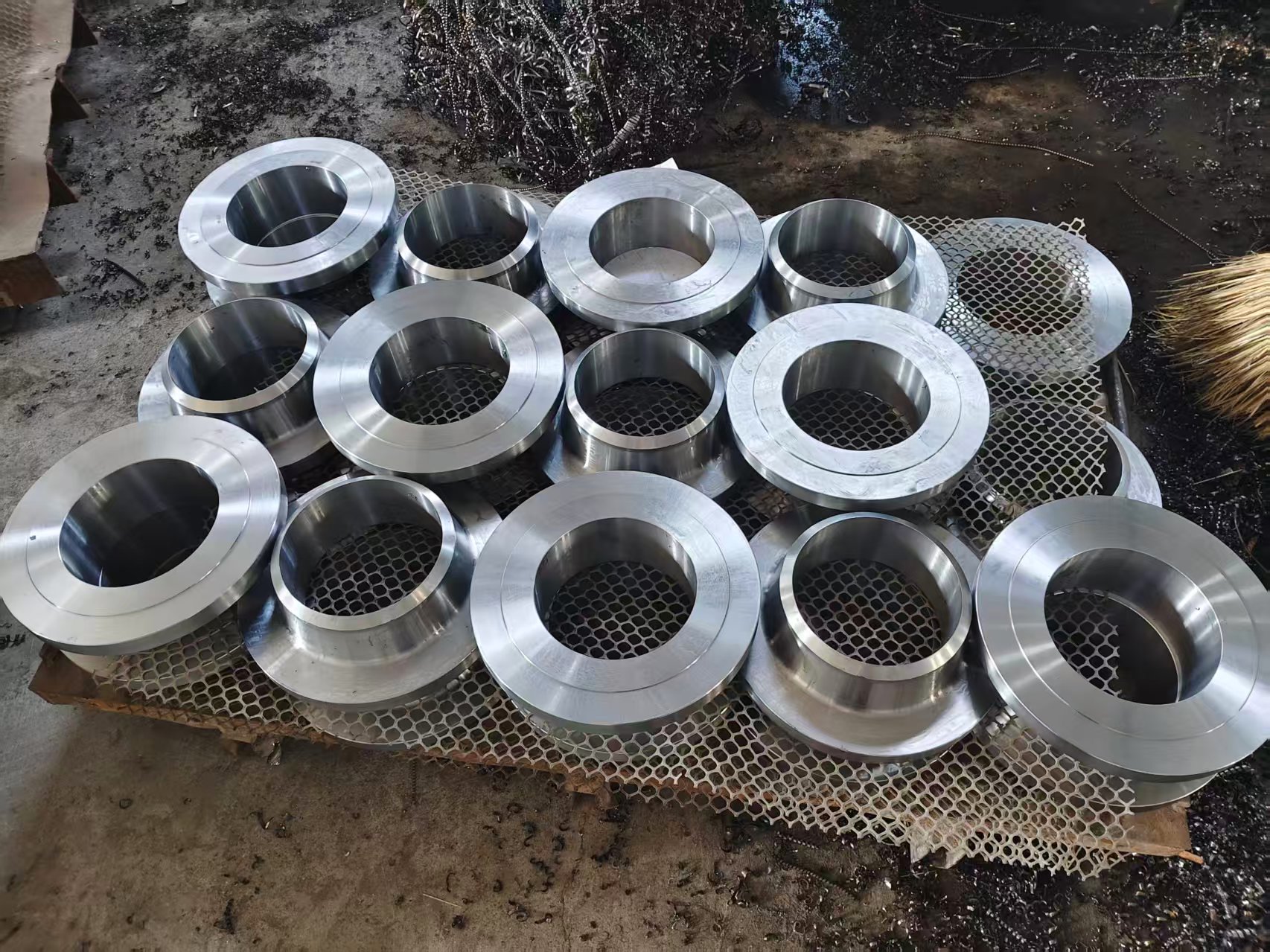 Custom Flange Production