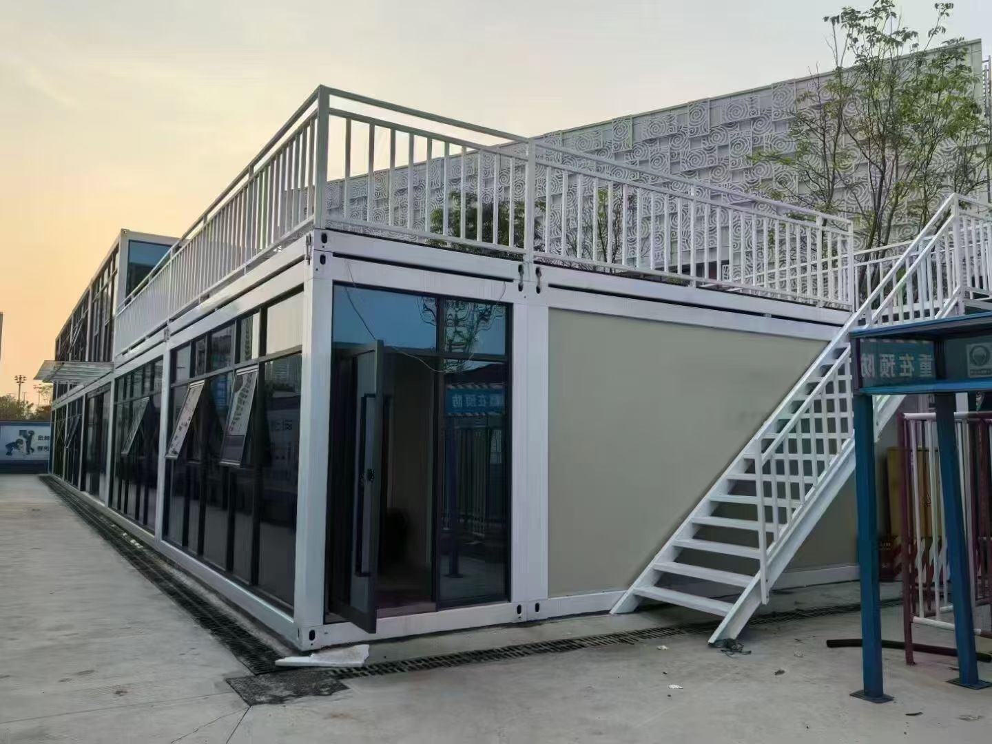 华御鑫集成房屋生产车间