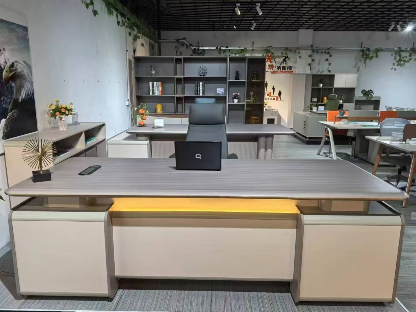 现代办公会议空间实景