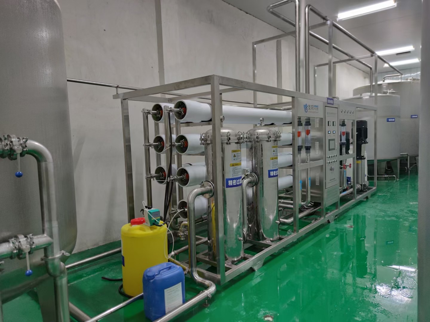 超纯水机管路系统与检测设备
