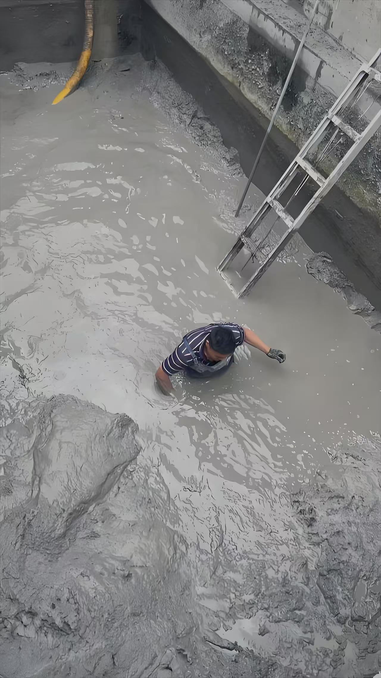 管道高压清洗作业现场