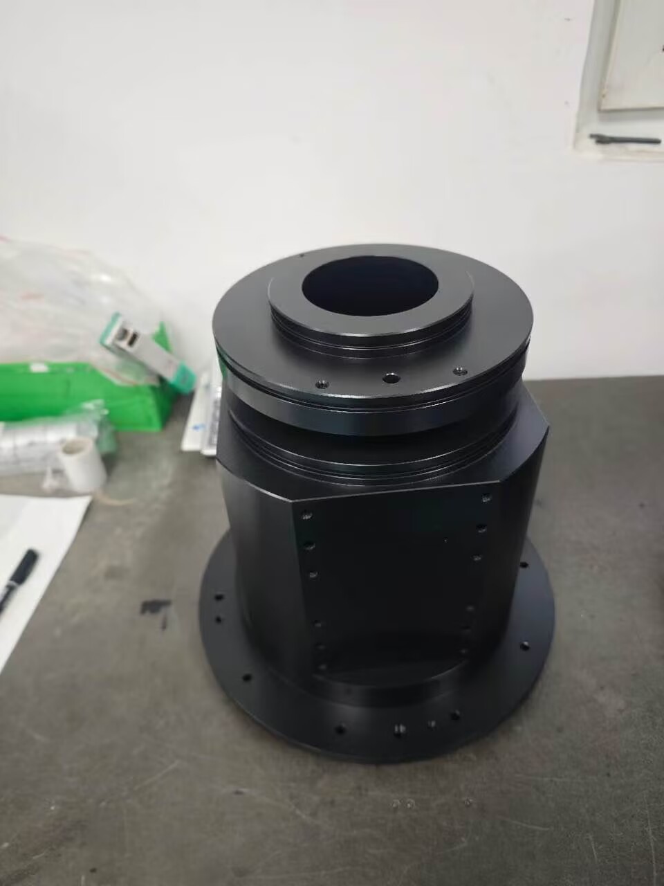 精密零部件成品展示