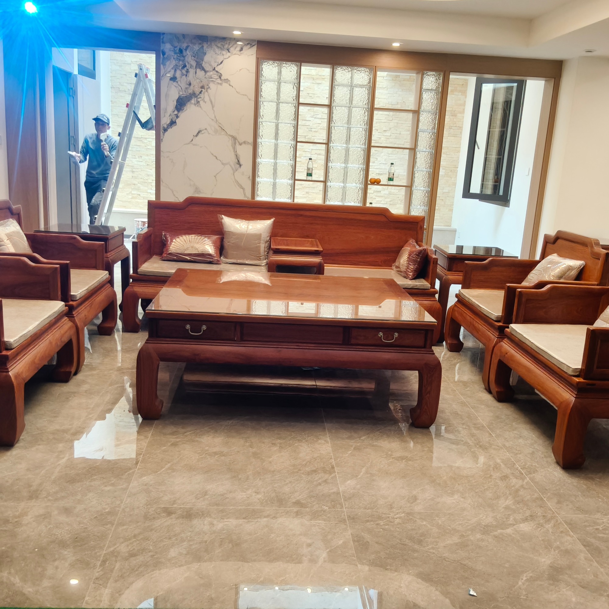 淮安微凹黄檀老料全屋家具