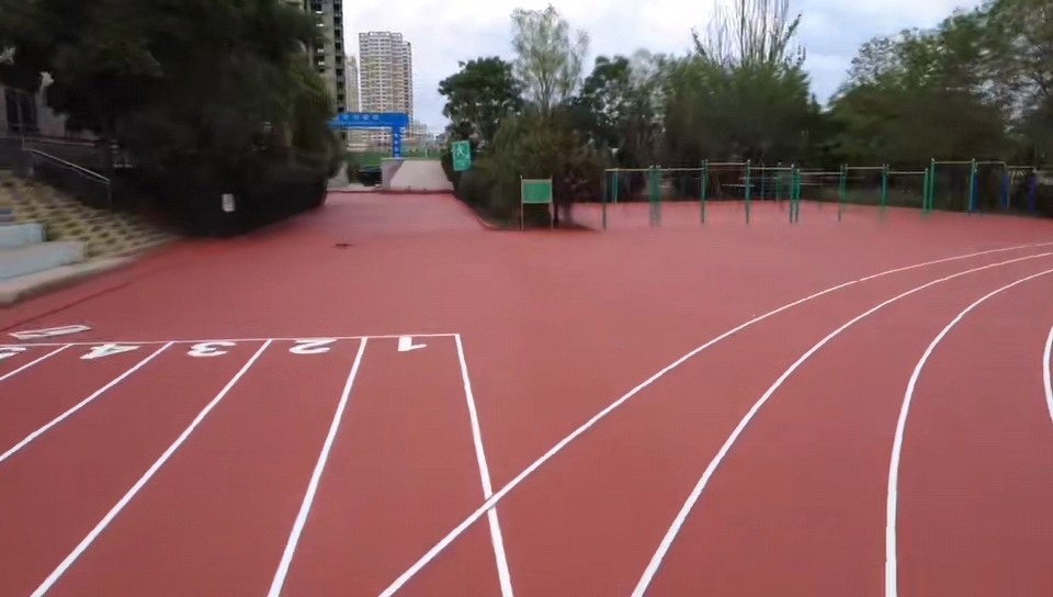 人造草坪施工场景