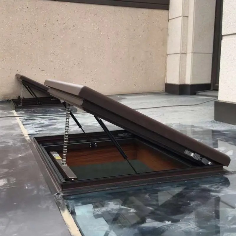 排烟窗安装实景
