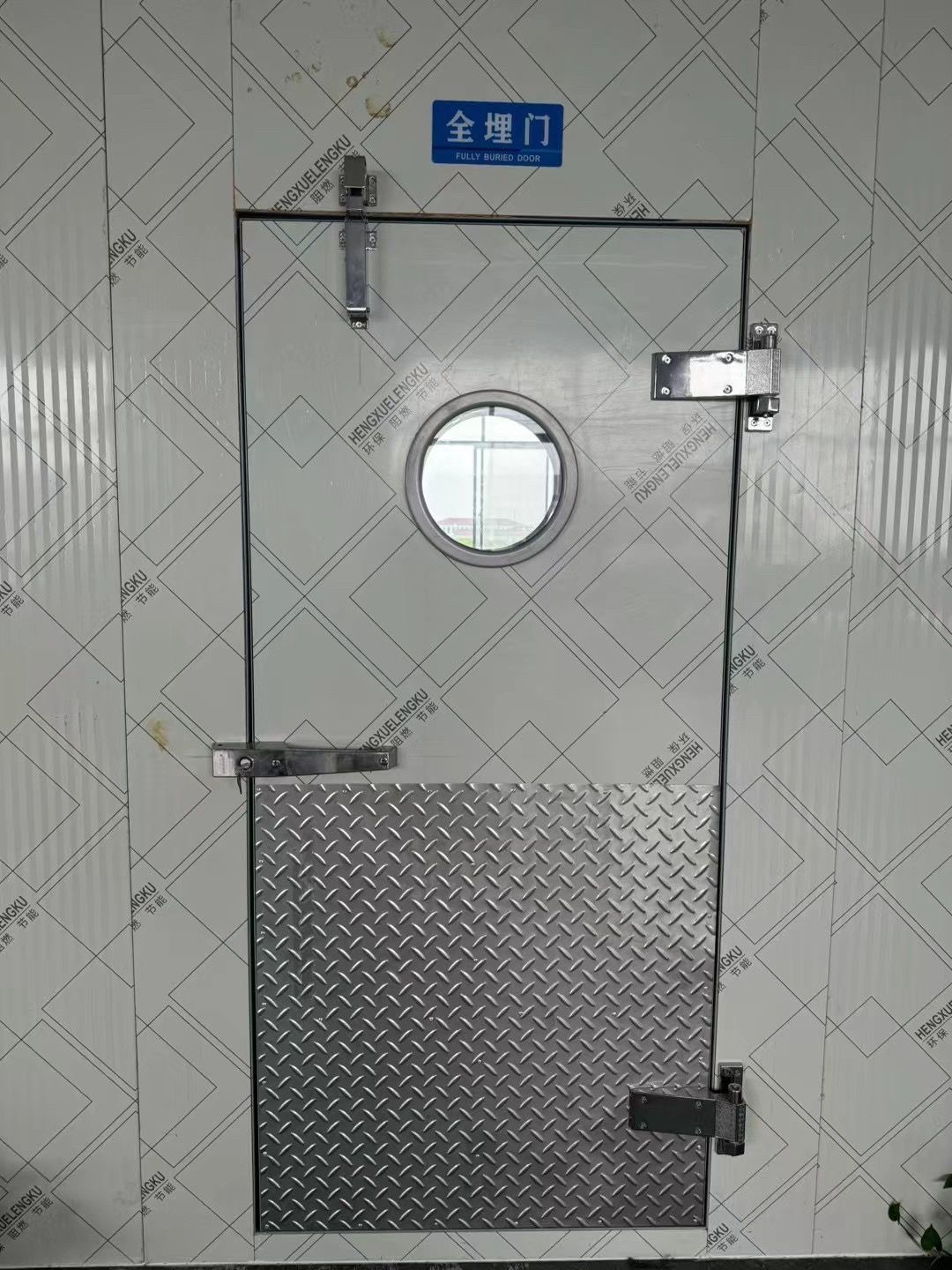 电动天窗结构与驱动示意图