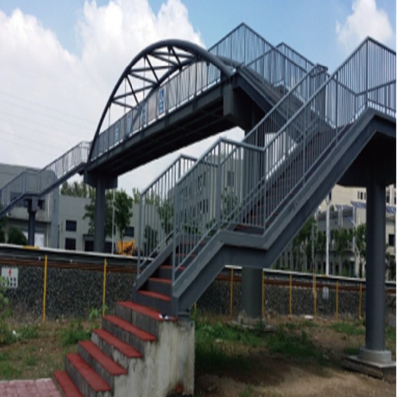 钢结构加工现场