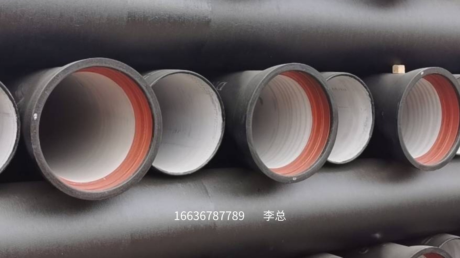 球墨铸铁管件生产实拍