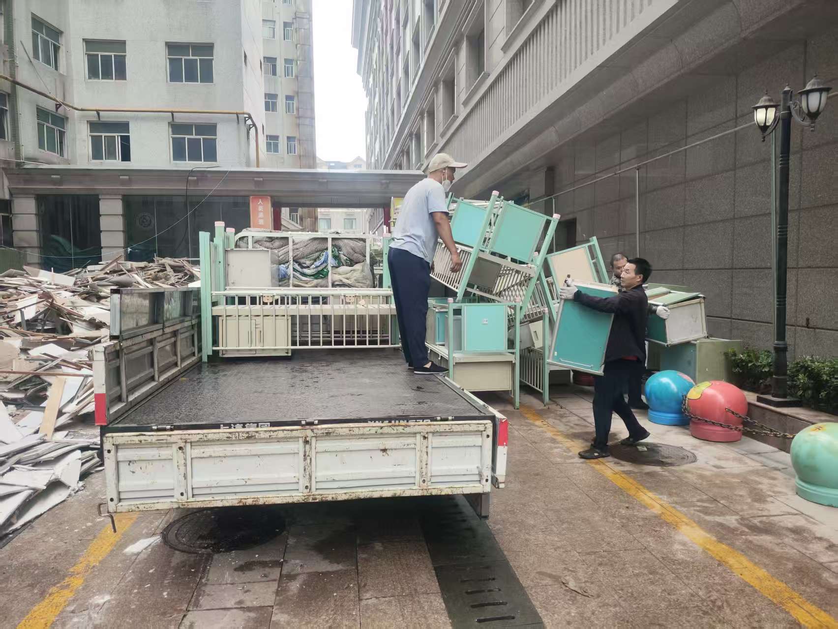 专业起重搬运作业现场