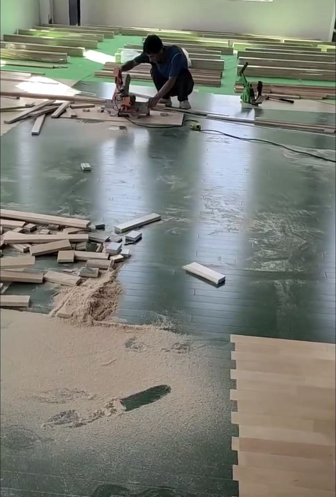 羽毛球馆木地板实景