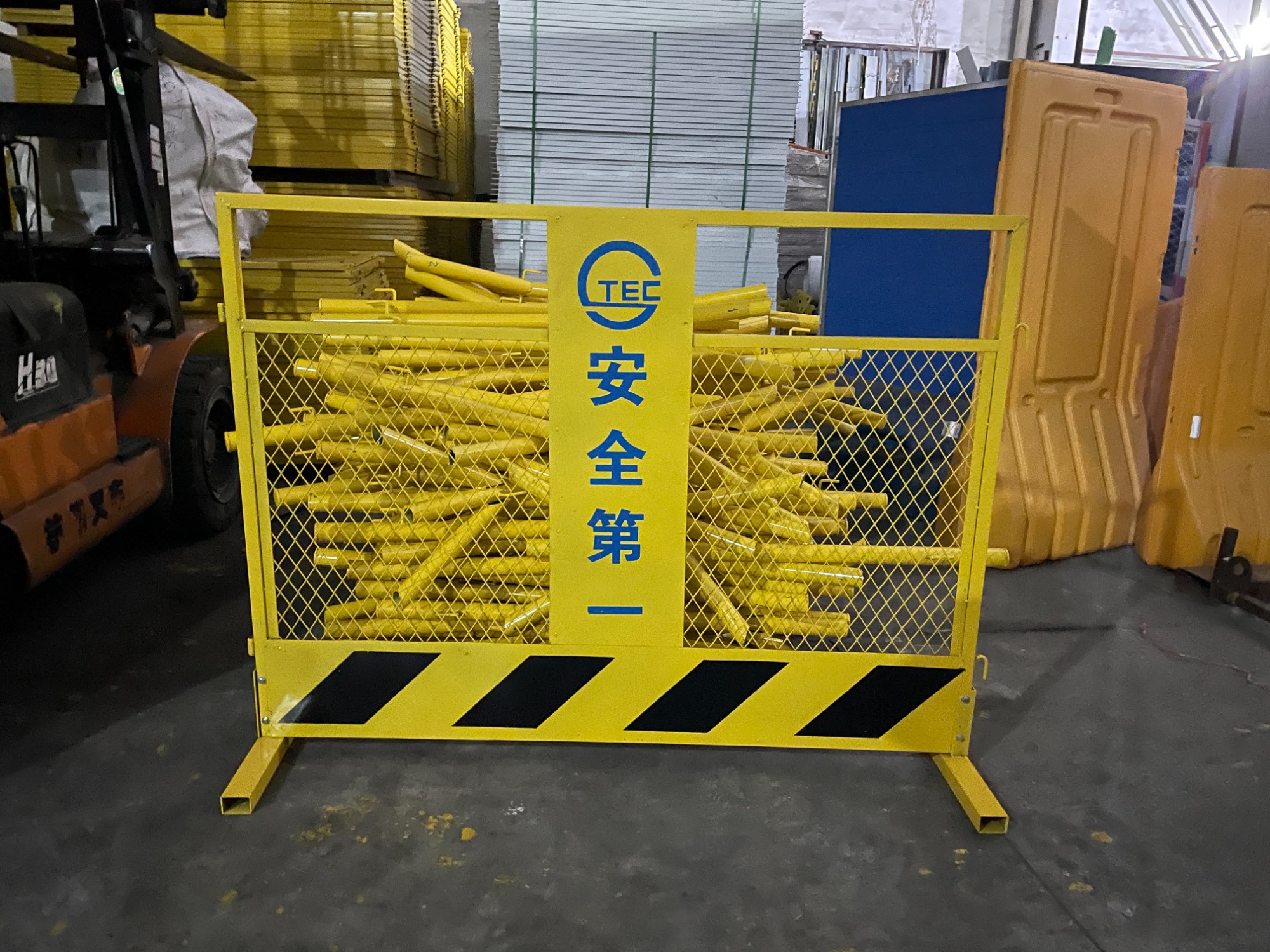 定型化临边防护网