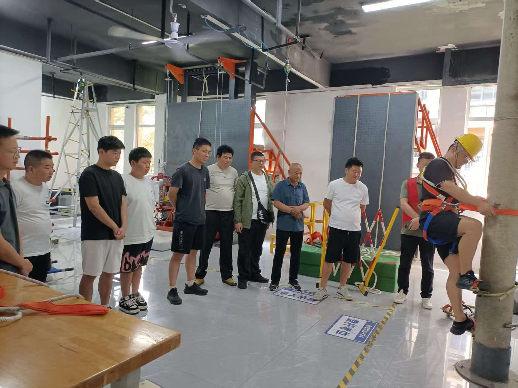 电工实操培训现场