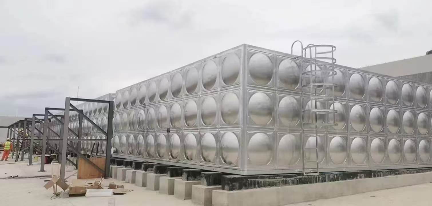 空气能热泵系统实景图