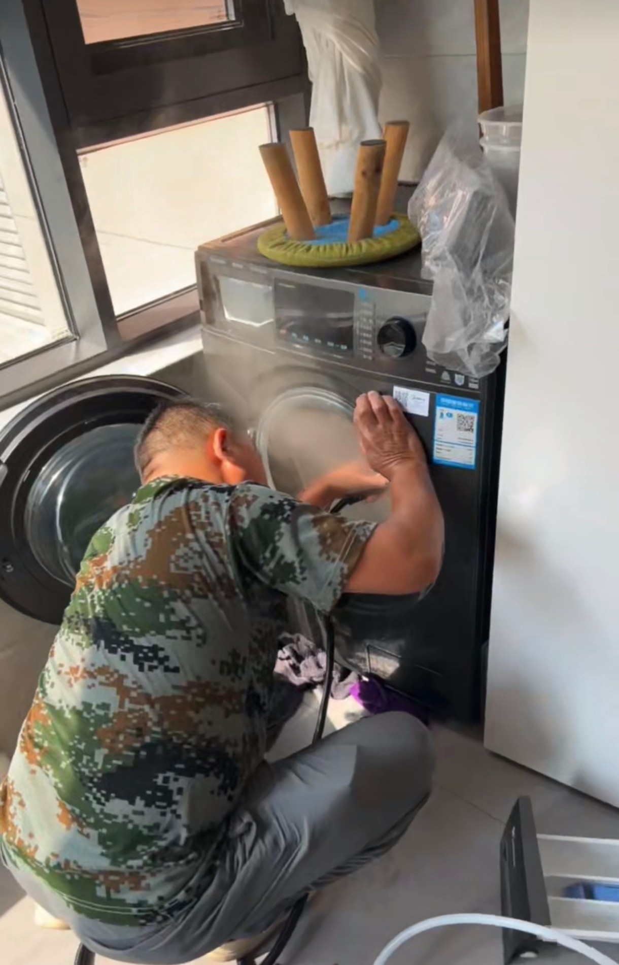 单位保洁标准化施工场景
