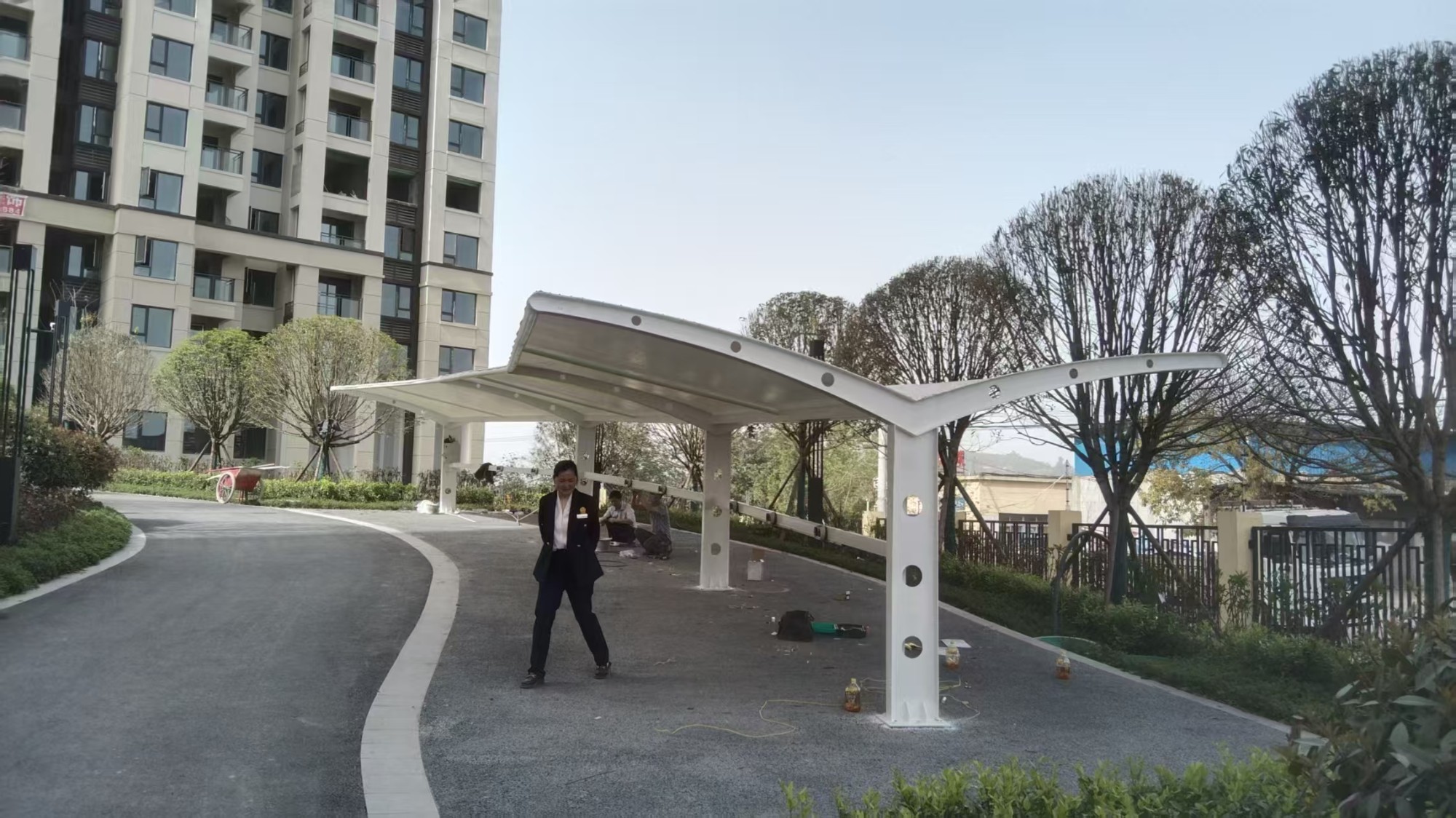 防撞护栏与膜结构项目实景