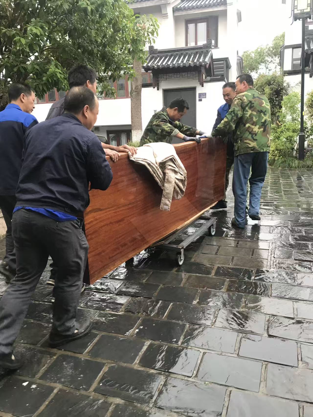 厂房搬迁作业现场