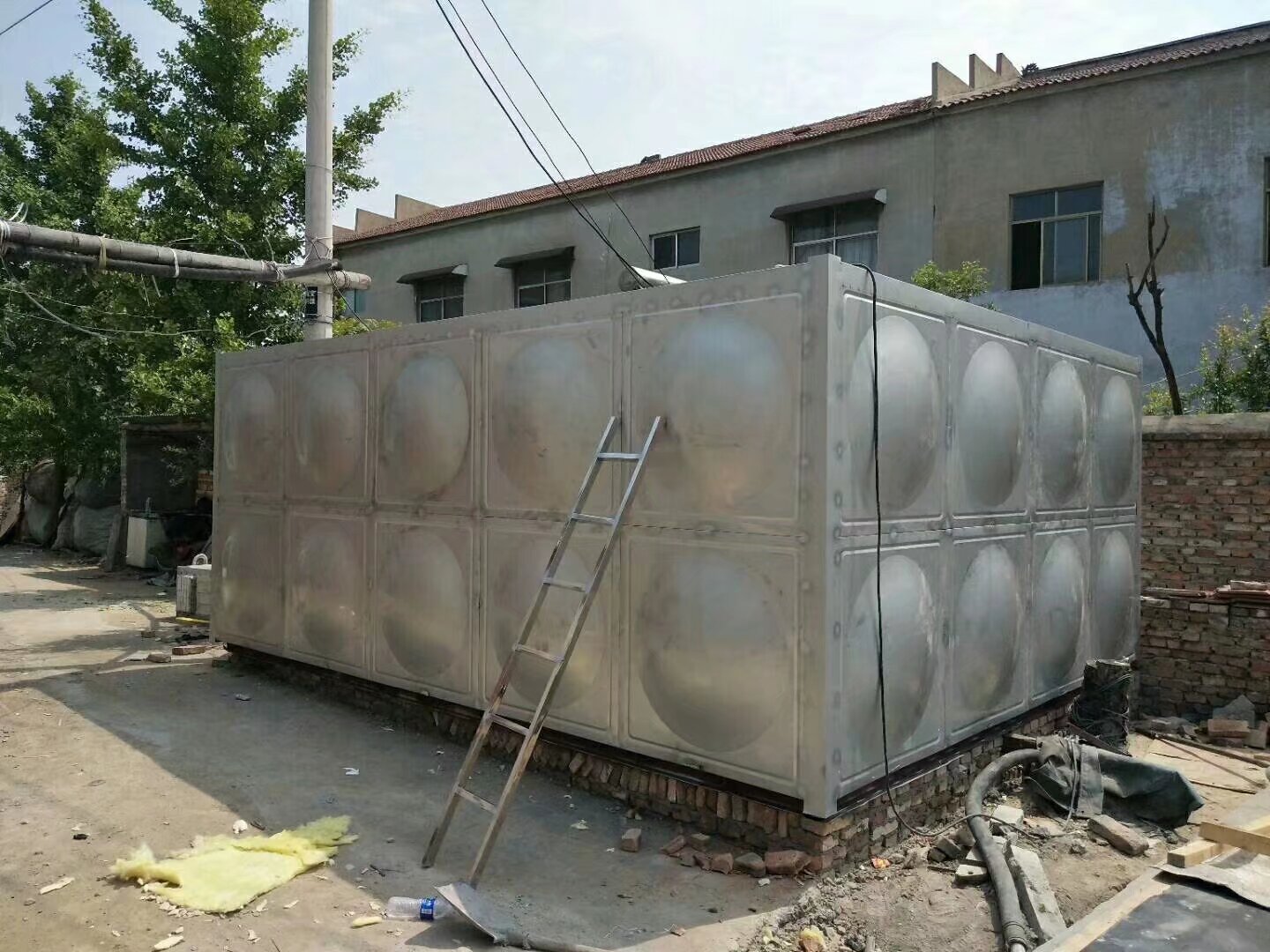 不锈钢保温水箱实拍