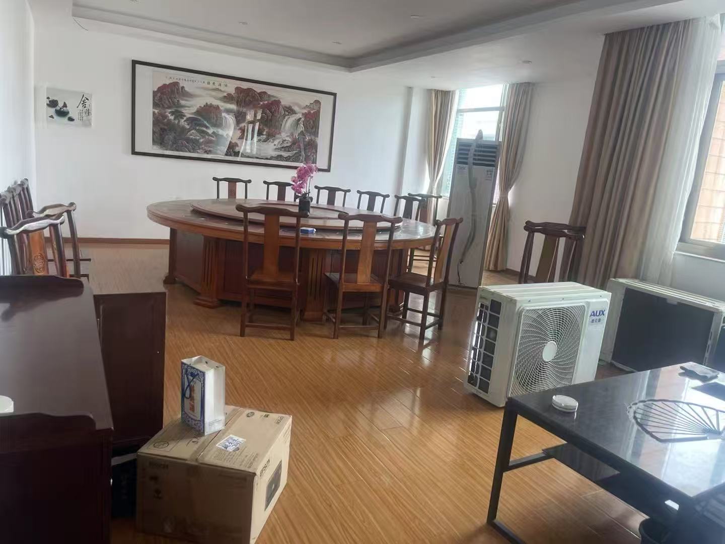 搬迁作业现场