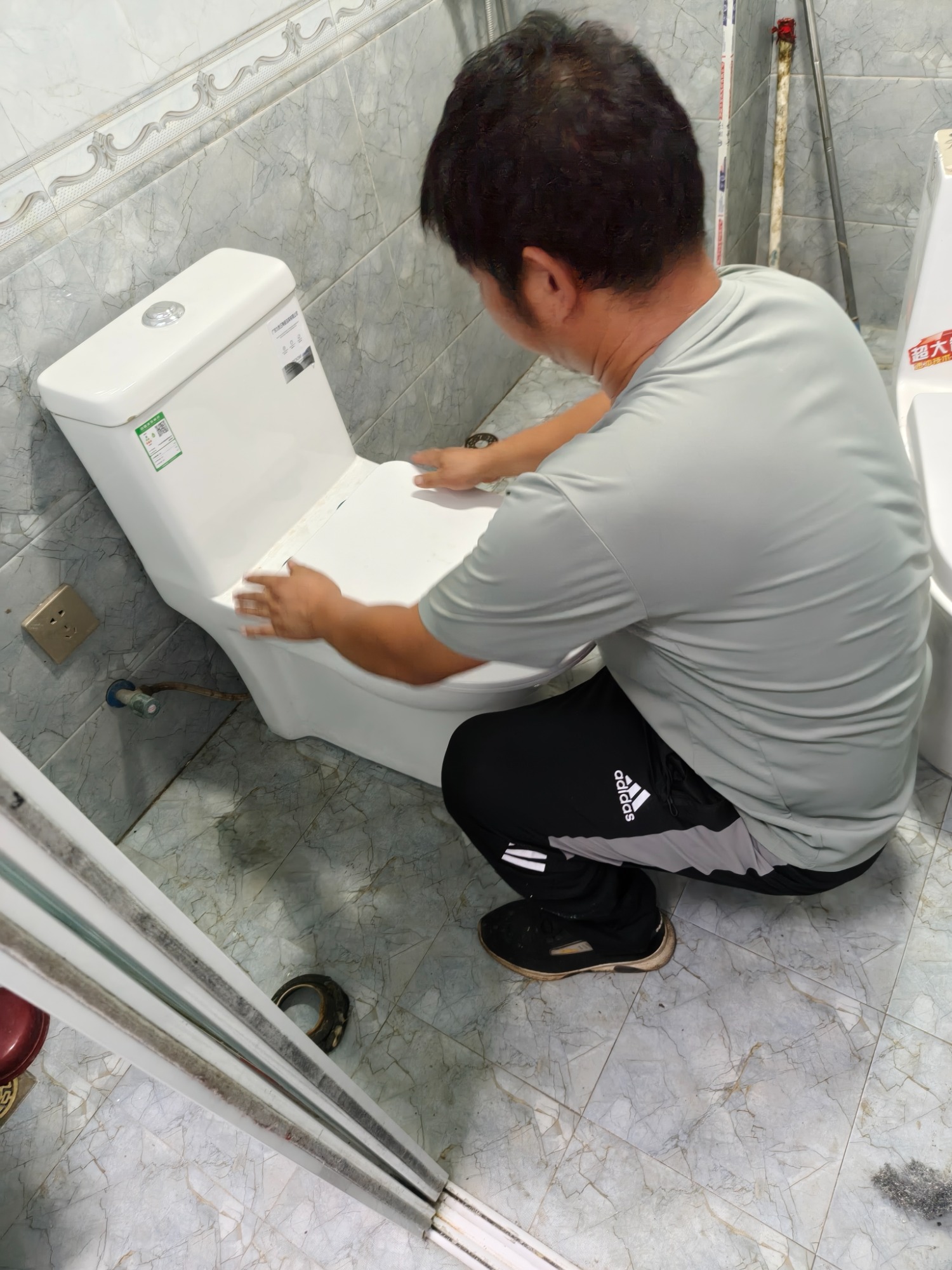 污水井清理现场图片