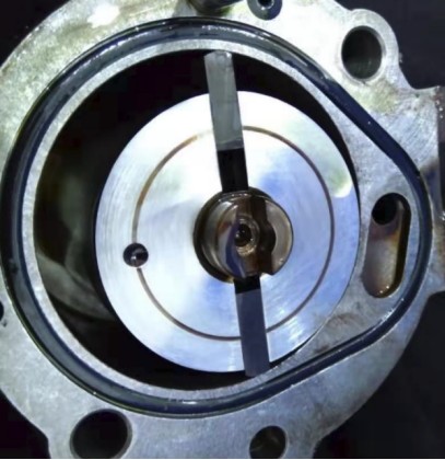 vacuum-pump-maintenance