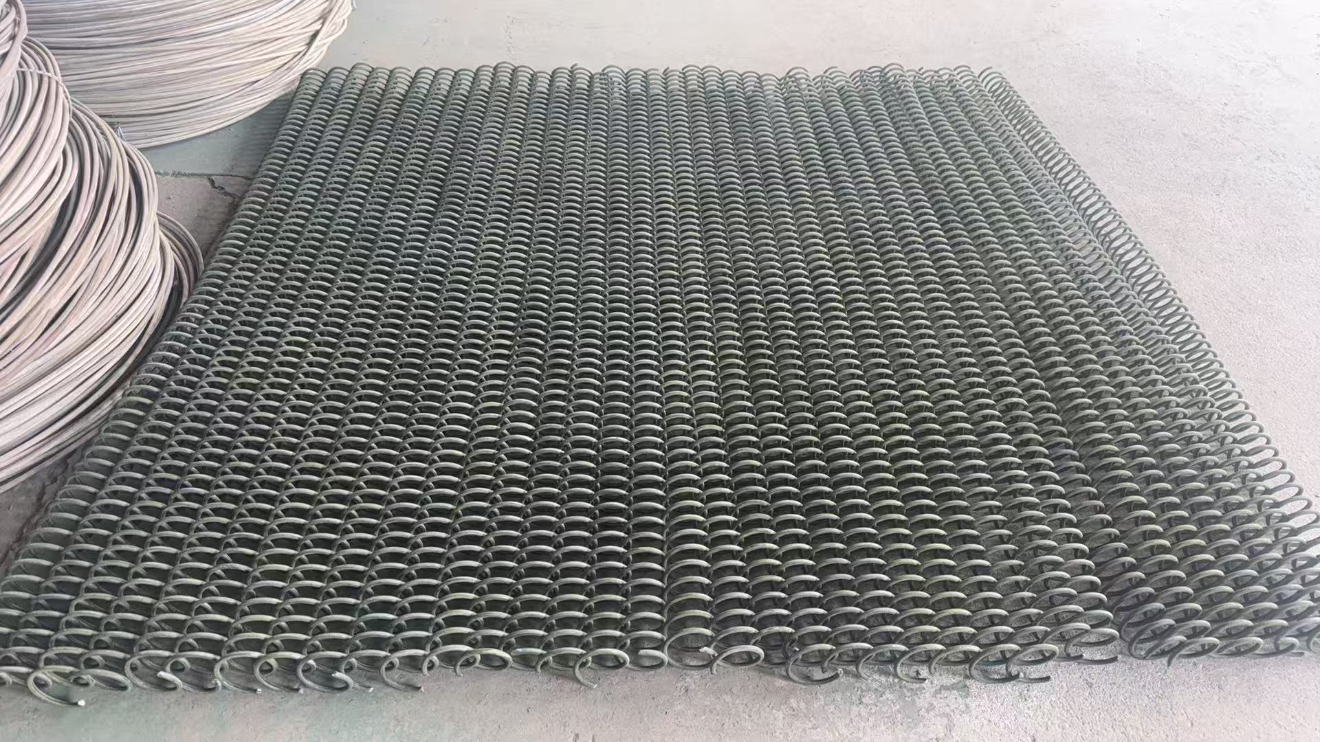 电阻丝生产与质检现场