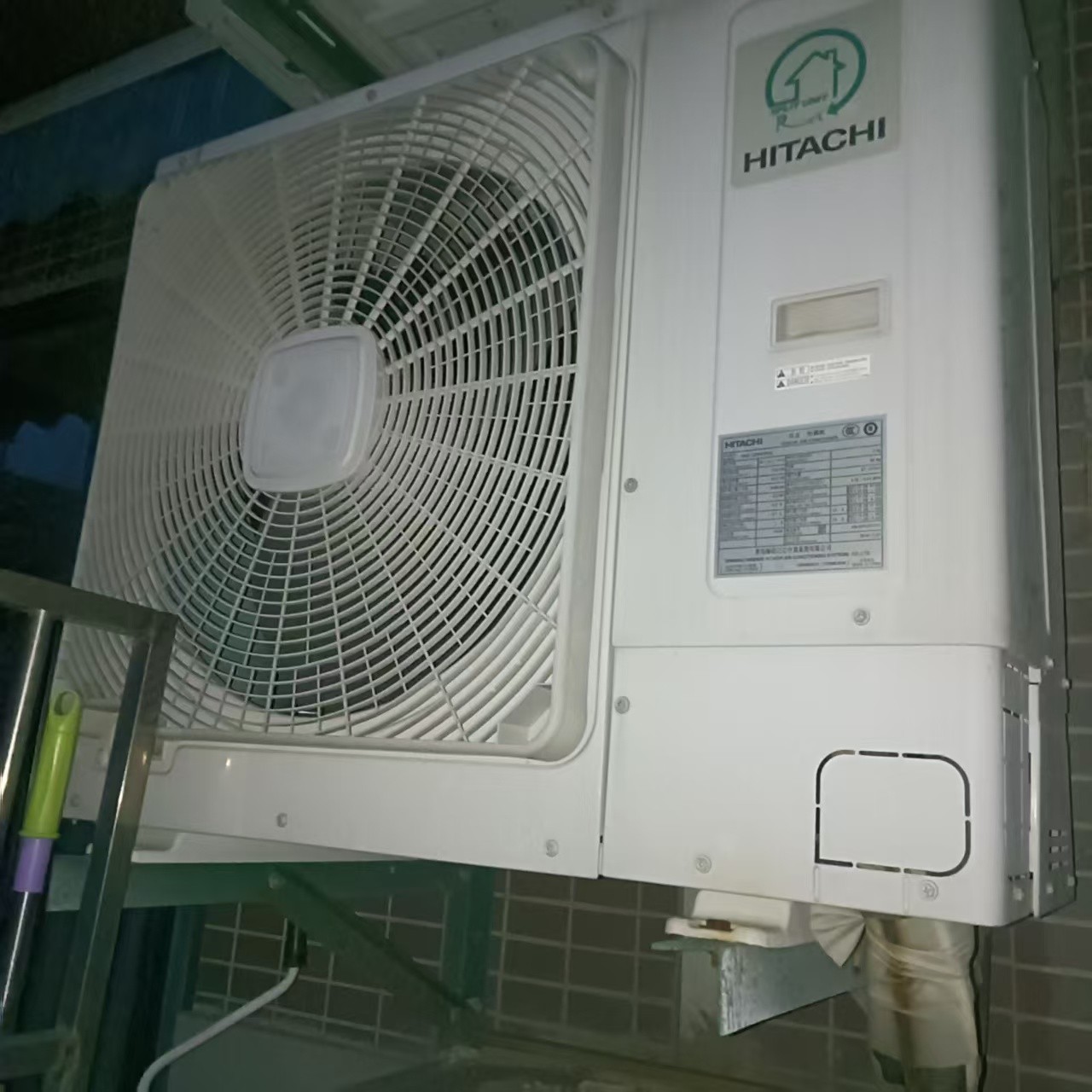 空调拆除作业实拍