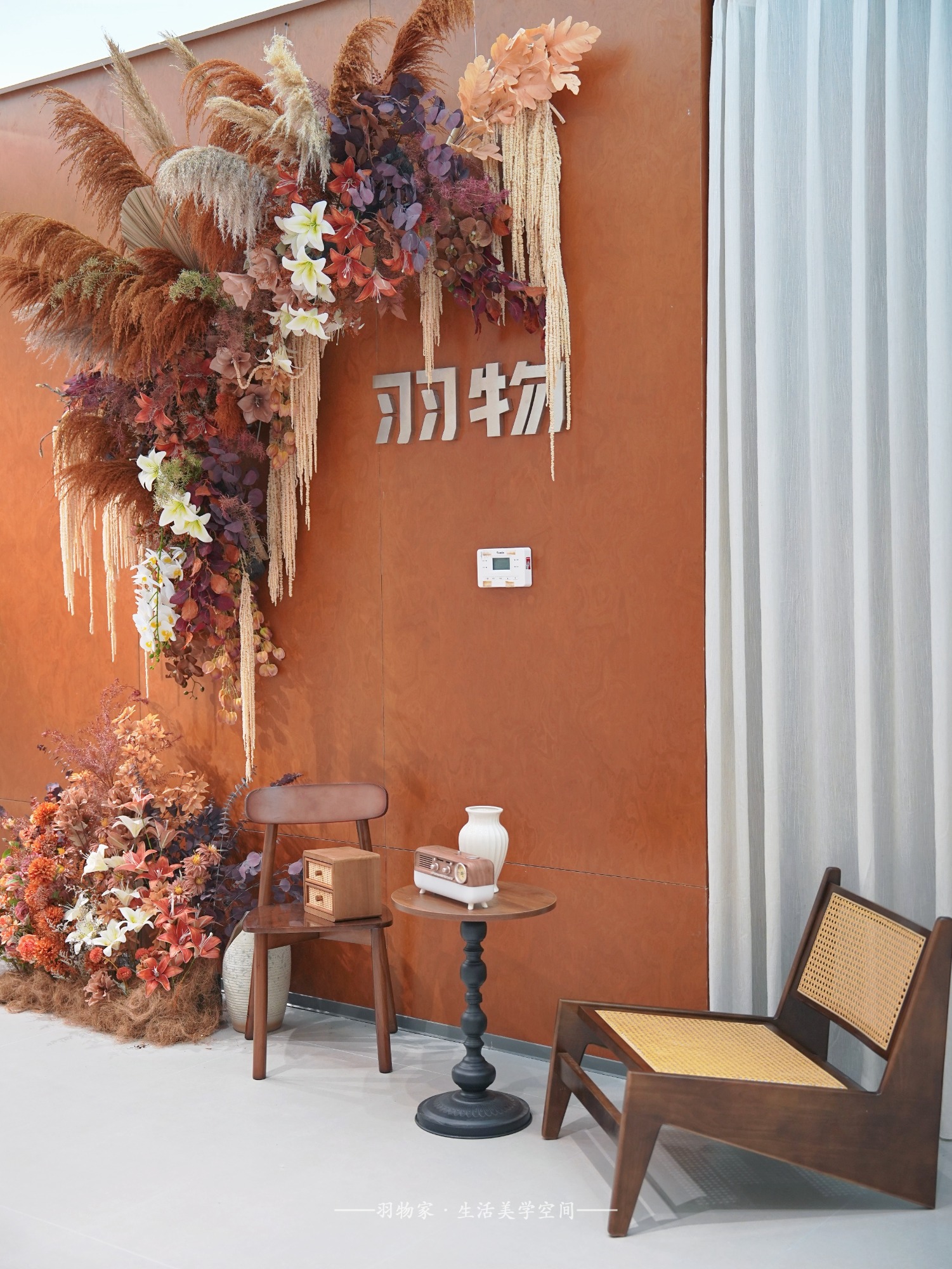 羽绒服生产线实景图
