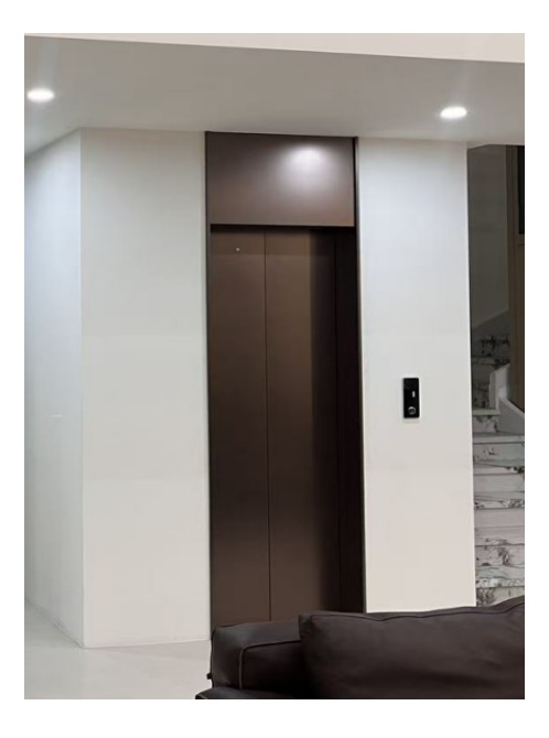 家用电梯内部结构展示